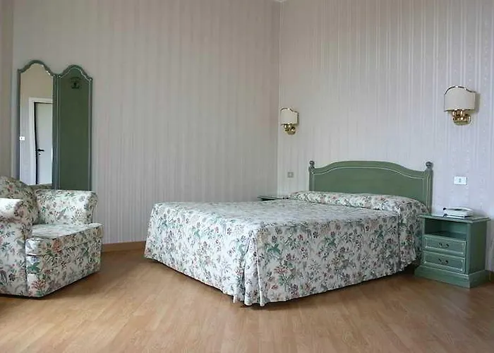 Отель Torlonia Рим
