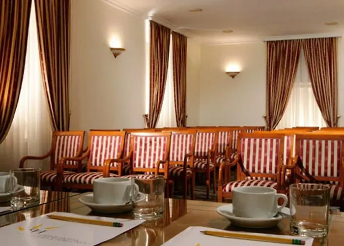 Отель Torlonia