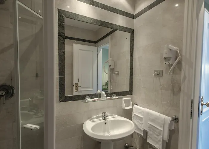 Отель Torlonia 4*